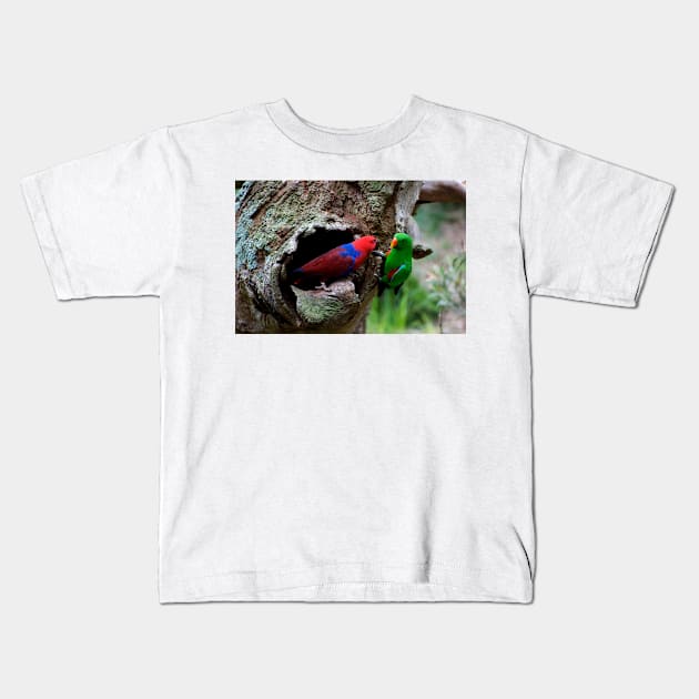 Pair Of Eclectus At The Nest Kids T-Shirt by GP1746